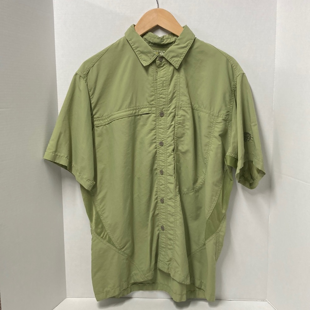 Mountain Hardware Short Sleeve Shirt L